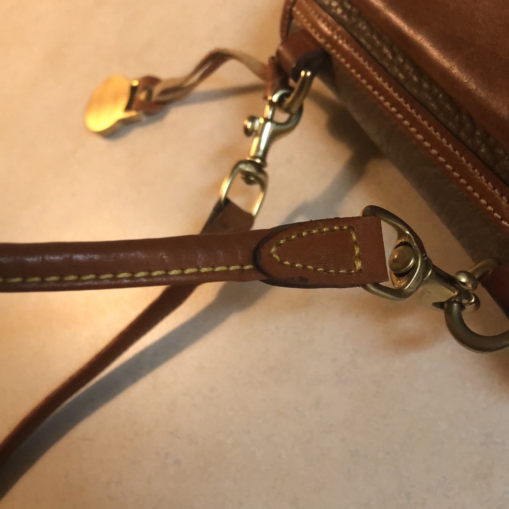 Vintage Dooney & Bourke mini crossbody bag - Picture 12 of 16